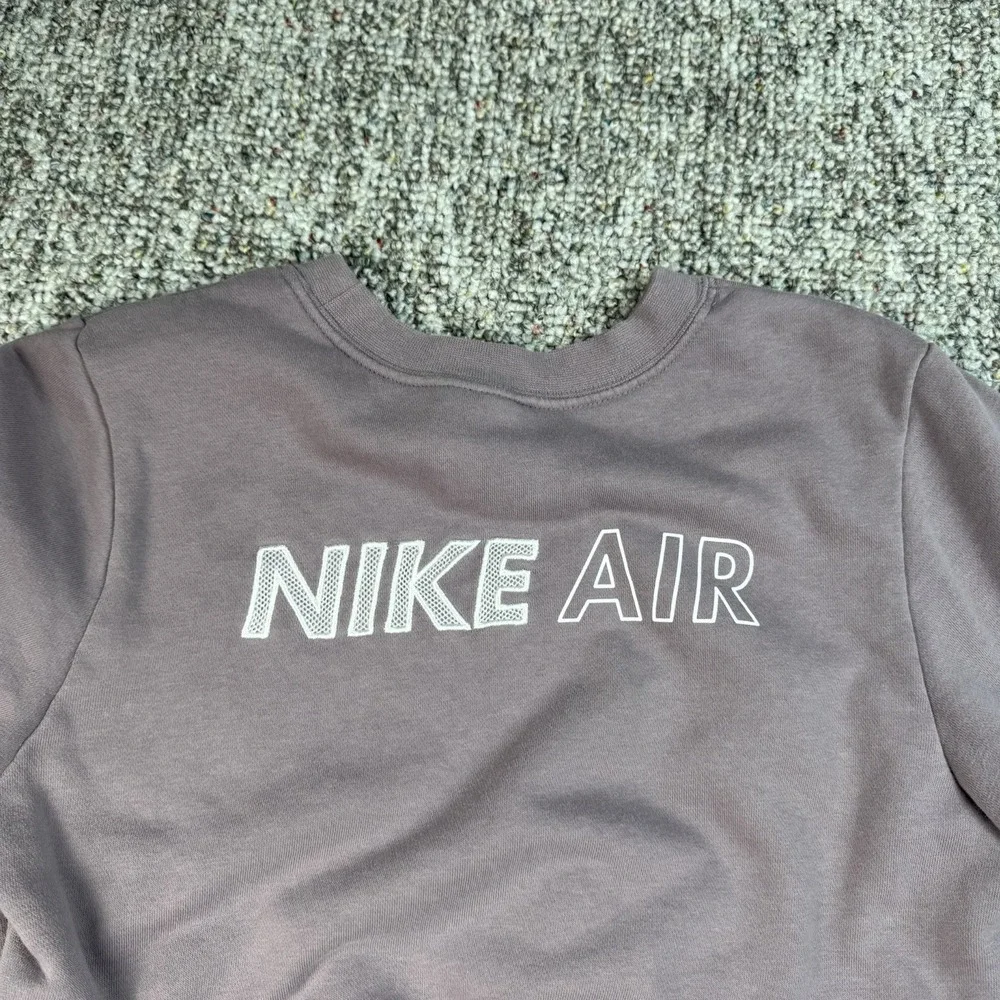 Nike Air Sweatshirt Womens Small Cropped Fleece Long Sleeve Purple